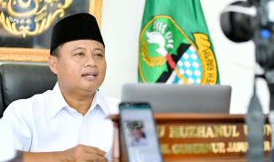 Wagub Jabar Geram Karyawati Diajak Staycation Manajer Untuk Perpanjang Kontrak Wagub Jabar Geram Karyawati Diajak Staycation Manajer Untuk Perpanjang Kontrak