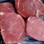 Idul Adha biasanya identik dengan ibadah kurban. Sehingga harus diketahui cara menyimpan daging kurban dengan benar.