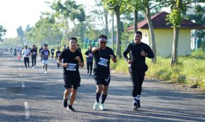 Jelang Hari Bhayangkara Ke-77, Polresta Bandung Menggelar Lomba Lari 5K di SOR Jalak Harupat. Foto Dok Humas Polresta Bandung