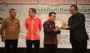 Sejumlah produk inovasi dari limbah sawit yang dilaunching IPB University. (Yudha Prananda / Jabar Ekspres)
