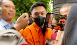 Kepala Rutan Kelas I Cipinang Sempat Bantah Isu Mario Dandy Dapatkan Fasilitas Khusus di Sel: Sesuai SOP! Isu Mario Dandy Satriyo mendapat perlakuan khusus di sel tahanan sempat dibantah oleh Kepala Rutan Kelas I Cipinang Sukarno Ali. ANTARA/Luthfia Miranda Putri.