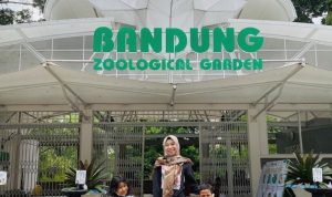 Kebun Binatang Bandung.