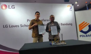 LG Electronics Indonesia Beri Dukungan Kualitas Ruang Belajar Polban Melalui LG Loves School