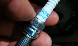 Memahami Jenis Busi pada Sepeda Motor dan Penjelasannya! Memahami Jenis Busi pada Sepeda Motor dan Penjelasannya!