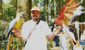 Mengenal Komunitas Free Fly Cimahi, Hadirkan Parrot di Kafe hingga Perlombaan Mengenal Komunitas Free Fly Cimahi, Hadirkan Parrot di Kafe hingga Perlombaan