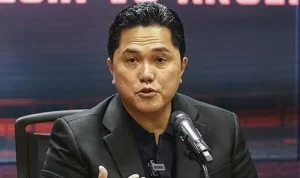 Menteri BUMN, Erick Thohir disoroti oleh pengamat politik Polstat, Apna Permana menjelang Pemilihan Presiden (Pilpres) 2024. ANTARA/Dhemas Reviyanto.