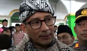 Menteri Pariwisata dan Ekonomi Kreatif (Menparekraf) Sandiaga Uno bergabung dengan Partai Persatuan Pembangunan (PPP). ANTARA/Sumarwoto.