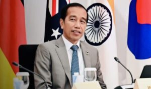 Presiden Jokowi Disebut Cegah Anies Baswedan Maju Jadi Capres, Denny Indrayana Minta DPR Segera Mulai Pemakzulan Pakar Hukum dan Tata Negara sekaligus Wamenkumham, Denny Indrayana mengklaim bahwa Presiden Jokowi mencegah Anies Baswedan menjadi Capres. .presidenri.go.id
