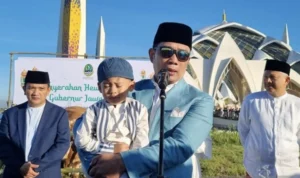 Ridwan Kamil Ungkap Pembelian Hewan Kurban Jadi Indikator Ekonomi Jabar Mulai Membaik Ridwan Kamil Ungkap Pembelian Hewan Kurban Jadi Indikator Ekonomi Jabar Mulai Membaik