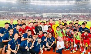 Presiden Jokow) mengunggah foto bersama Timnas Indonesia usai laga FIFA Match Day menghadapi Argentina pada Senin, 19 Juni 2023. Instagram/@jokowi.