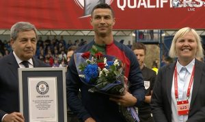 Legend! Cristiano Ronaldo Masuk Guinness Book of Records! Legend! Cristiano Ronaldo Masuk Guinness Book of Records!