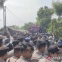 Unjuk Rasa Cabut Izin Ponpes Al-Zaytun/Foto: Antara (Bagus Ahmad Rizaldi)