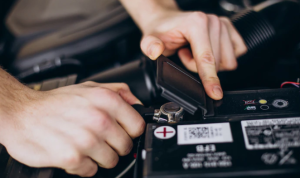 Kapan Harus Mengganti Aki Mobil? Pelajari Cirinya Sebelum Terlambat! Kapan Harus Mengganti Aki Mobil? Pelajari Cirinya Sebelum Terlambat!