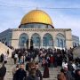 Warga Palestina Khawatir, Pembagian di Masjid Al-Aqsa Berpotensi Memicu Konflik Agama Warga Palestina Khawatir, Pembagian di Masjid Al-Aqsa Berpotensi Memicu Konflik Agama