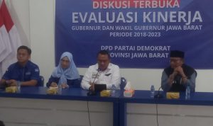Partai Demokrat Berikan Evaluasi Kinerja Gubernur Jawa Barat, Begini Hasilnya! Seiring berakhirnya jabatan Gubenur Jawa Barat, DPD Partai Demokrat Jabar berikan evaluasi kinerja Ridwan Kamil dan wakilnya