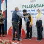 Sekda Setiawan Lepas Kontingen Jabar ke Jumbara PMR IX Tingkat Nasional 2023