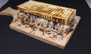Ngiler! 6 Kuliner Legendaris Bandung yang Harus Kamu Cicipi, Rotbak Gempol Juara Rasanya! kuliner legendaris bandung