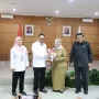 Terima Buku Citra Daerah dari ANRI