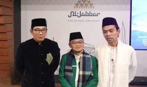 Untuk mengatasi permasalahan di pondok pesantren (Ponpes) Al Zaitun Gubenur Jawa Barat Ridwan Kamil membetuk tim investigasi.