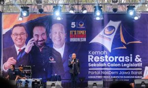 Dok. Ketua DPW NasDem Jabar, Saan Mustopa, saat memberikan motivasi sekaligus meningkatkan kinerja khususnya di wilayah Bandung Barat, di Lembang. Sabtu (3/23). Foto Jabarekspres/istimewa