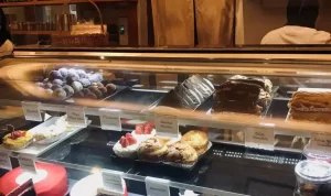 4 Toko Roti & Cake Rekomendasi Kuliner Bandung!