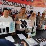 9 Tersangka Prostitusi Online Diamankan Polresta Bogor Kota Polresta Bogor Kota tunjukkan barang bukti prostitusi online