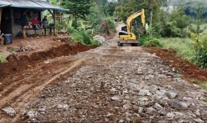 PUTR KBB sedang kebut pengerjaan jalan di 18 titik.