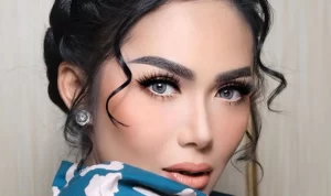 Lirik Lagu Aku Wanita Biasa – Kris Dayanti, dengan Maknanya!