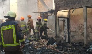 9 Rumah di Bandung Dilalap Si Jago Merah, 14 Unit Damkar Diturunkan / Muhammad Akmal