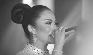 Lirik Lagu Cobalah Untuk Setia – Kris Dayanti