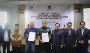 Tok! KPU Kota Bogor Tetapkan 800.181 DPT untuk Pemilu 2024 Tok! KPU Kota Bogor Tetapkan 800.181 DPT untuk Pemilu 2024 / Yudha Prananda
