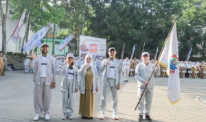 Siap Berlaga di 19 Cabor Popda 2023, Plh walkot: Harumkan Kota Cimahi Plh Wali Kota Cimahi Mariana Fitriana saat melepas kontingan atlet pelajar yang akan mengikuti Poda ke XIII tahun 2023 baru-baru ini. (Foto: Istimewa)