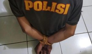Pelaku pencurian saat diamankan di Polsek Jonggol,  Kabupaten Bogor. (DOK POLSEK JONGGOL)