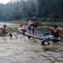 Sedang Asik Bermain Rakit, Dua Bocah Tewas Tenggelam di Waduk Saguling