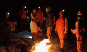 Basarnas Evacuates US Citizen Lost on Mount Agung