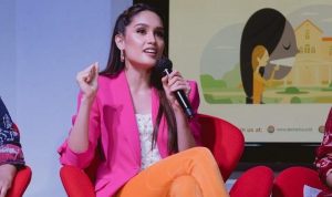 Cinta Laura Ajak Anak Muda untuk Berani Membicarakan Hal-Hal Tabu