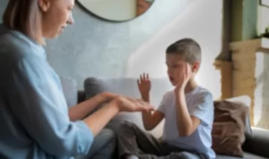 Apa yang Beda Antara ADHD & Autisme? Simak Pembahasannya!