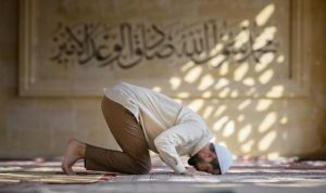 Keutamaan Sholat Duha dan Manfaatnya dalam Kehidupan Keutamaan Sholat Duha dan Manfaatnya dalam Kehidupan