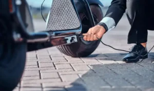 Pertamina Kembangkan Baterai untuk Motor Listrik