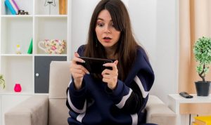 Seorang Gadis Habiskan Uang Orang Tua untuk Transaksi Game Online, Capai Rp 900 Juta