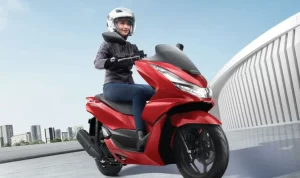 Honda PCX 175, Skutik Elegan dengan Performa Handal di Jalanan