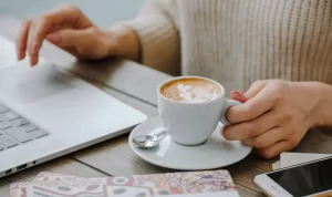 Manfaat Minum Kopi di Pagi Hari, Ngopi Dulu Massehh!