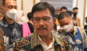 Sekjen Partai Nasdem Akan Hadiri Persidangan Johnny G Plate: Tetap Dukung dan Prinsip Praduga Tak Bersalah Sekjen Partai Nasdem Akan Hadiri Persidangan Johnny G Plate: Tetap Dukung dan Prinsip Praduga Tak Bersalah