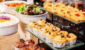 Pesta Pernikahan Menyajian Menu Starbucks dan Sushi Tei Viral di TikTok, Berapa Biayanya?