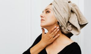 Ilustrasi Solusi Leher Hitam Akibat Obesitas/ Pexels/Karolina Grabowska