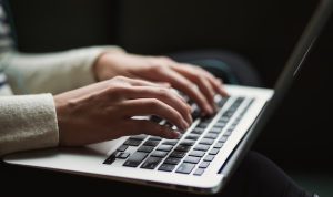 Apa Itu Prompt Writer? Simak Penjelasannya!