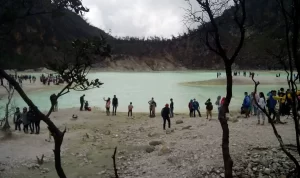 7 Destinasi Wisata Bandung yang Tak Pernah Lekang oleh Waktu 7 Destinasi Wisata Bandung yang Tak Pernah Lekang oleh Waktu