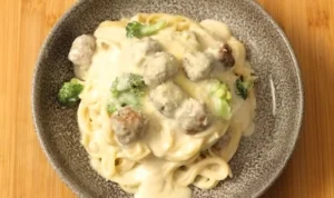Bisa Untuk MPASI! Resep Meatball dan Broccoli Creamy Pasta