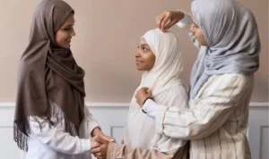 Ilustrasi tips untuk memperbaiki diri secara islami agar menjadi muslim yang dekat dengan Allah. (freepik)