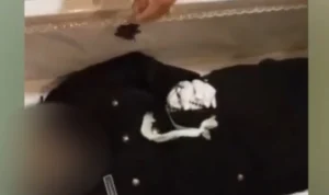 Tangkapan layar video viral, jenazah Bripda IBF yang tewas karena ditembak sesama polisi di Bogor. (instagram @kamidayakkalbar)